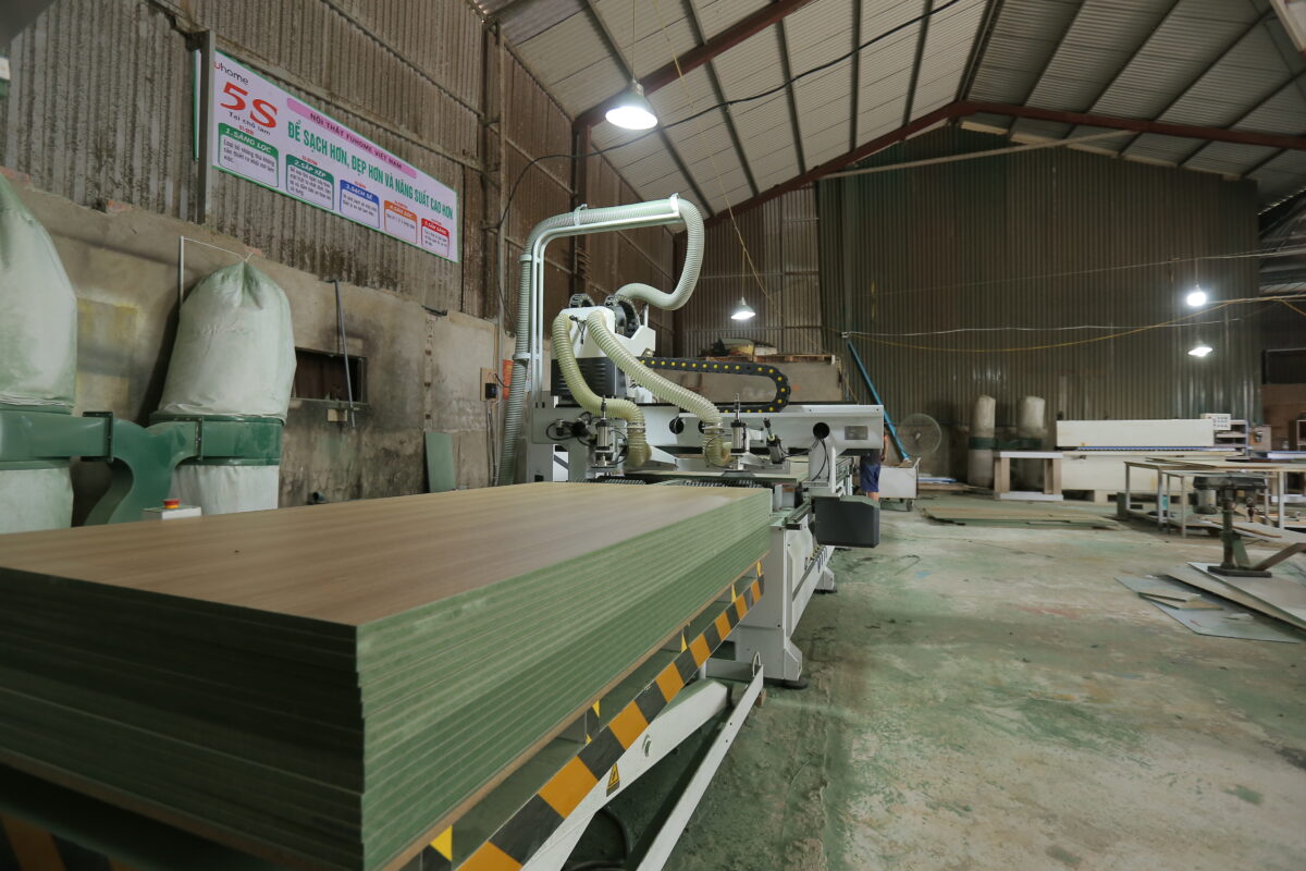 Xưởng sản xuất nội thất gỗ công nghiệp